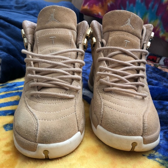 RARE Jordan 12 beige and gold - Picture 3 of 7